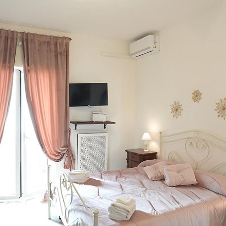 The Rooms Of Swami Барі Екстер'єр фото