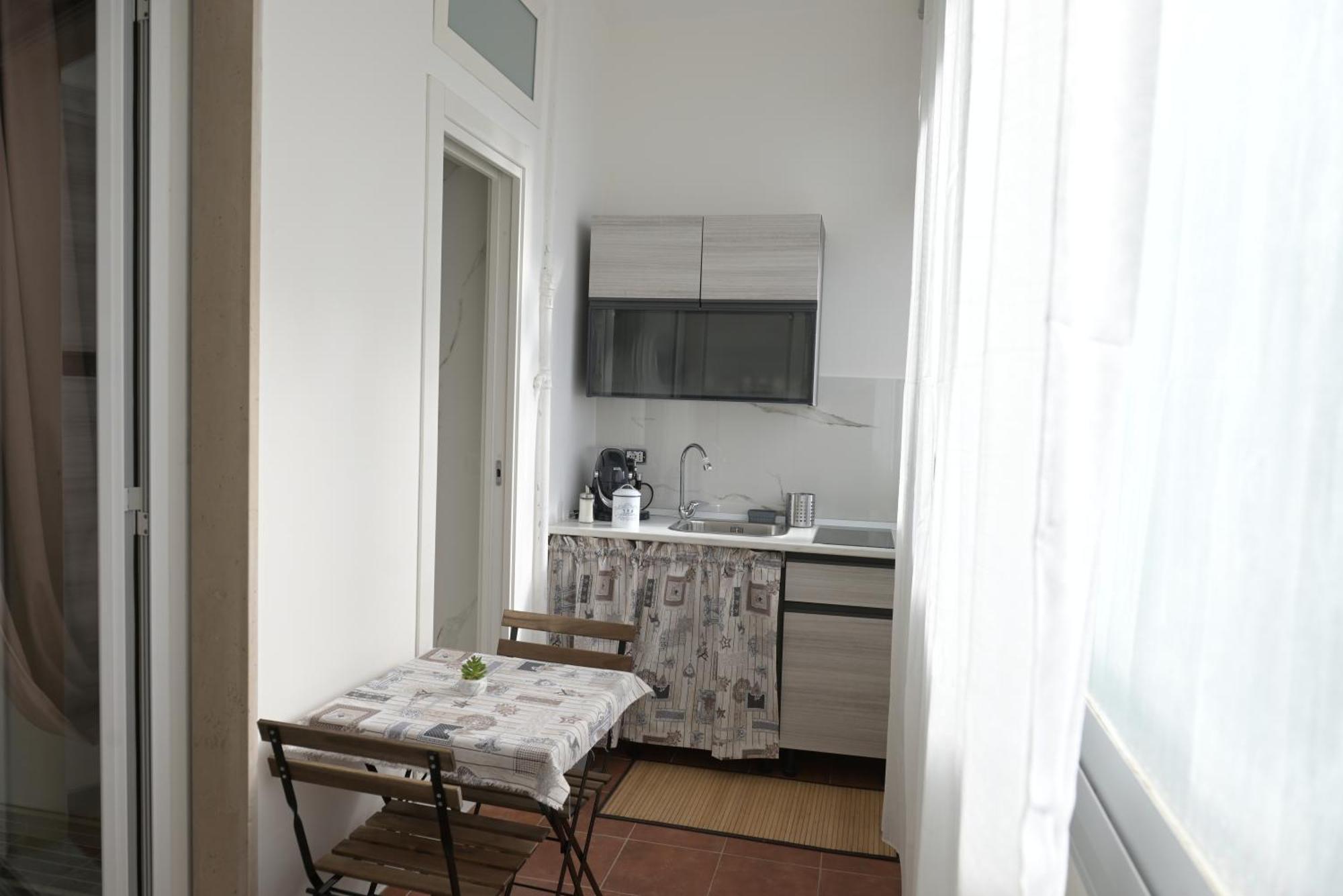 The Rooms Of Swami Барі Екстер'єр фото